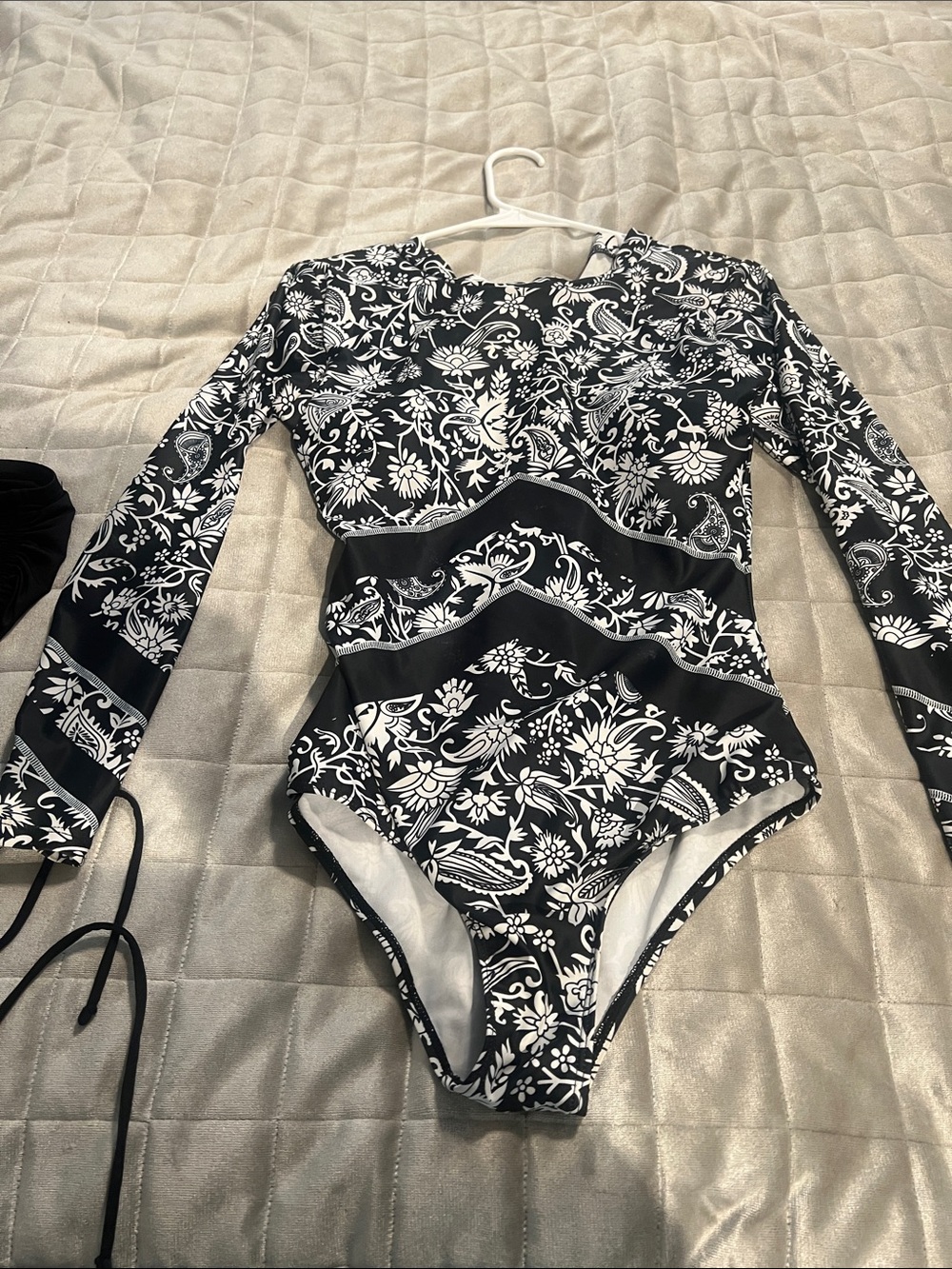 Black & White Floral Long-Sleeve One-Piece Swimsuit